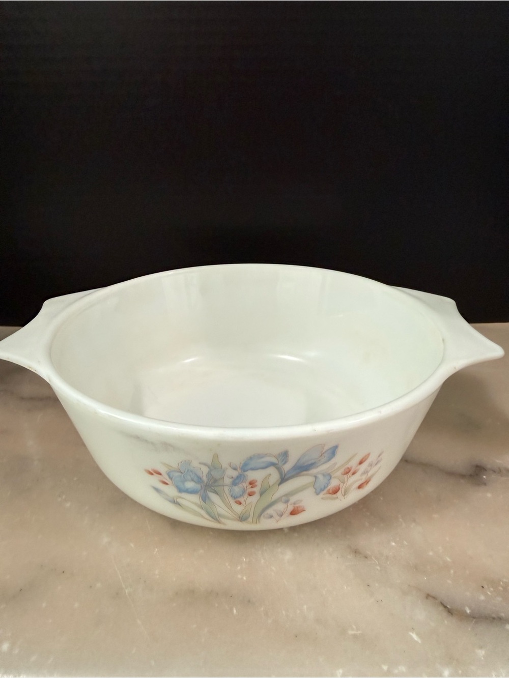Pyrex England Blue Iris Double Handled White Milk Glass Casserole Bowl